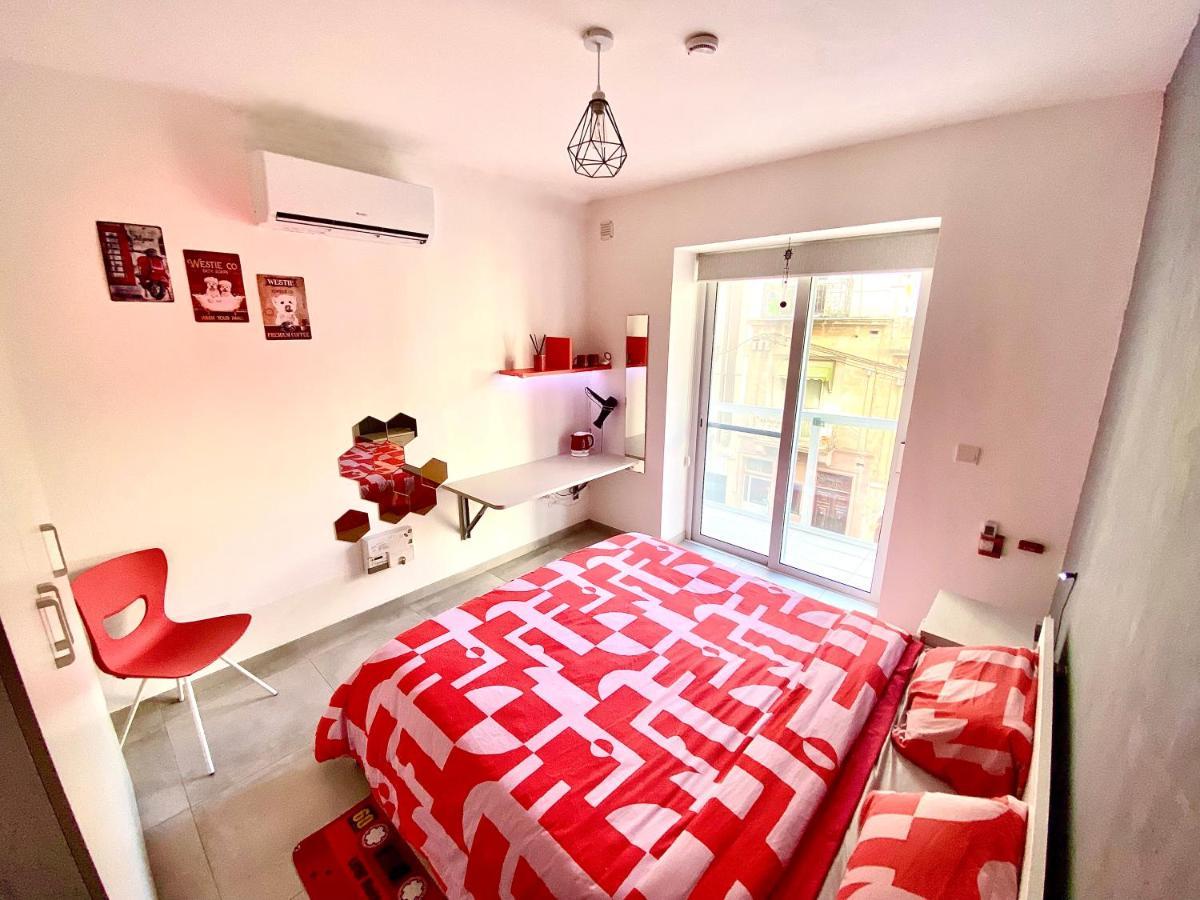 Private En-suite With Balcony In Shared Pieta